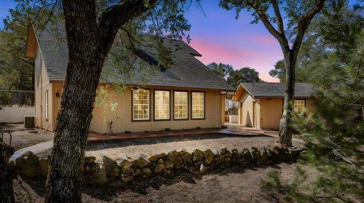 Property Photo: 8010 Hedgepeth Road CA 95252