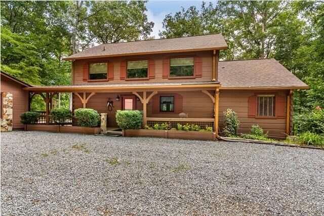 Property Photo:  717 Evergreen Lane  GA 30559 