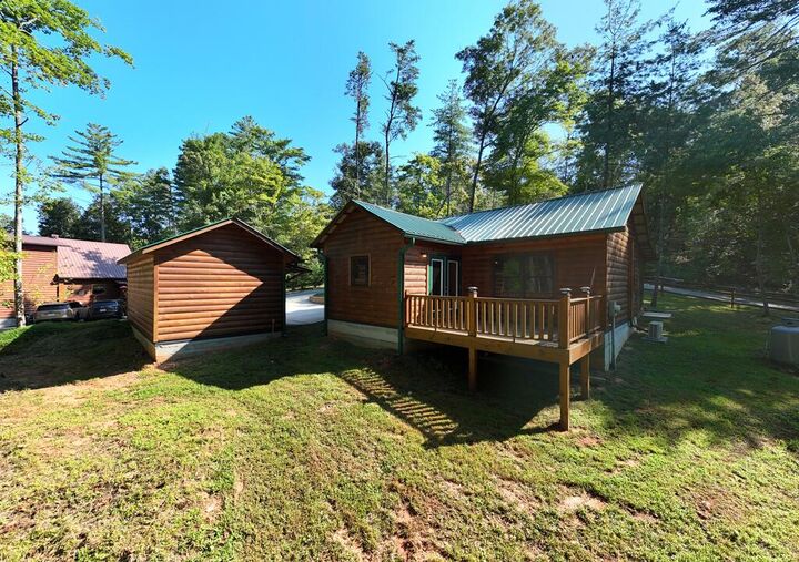 Property Photo:  305 Whispering Hills Road  NC 28906 