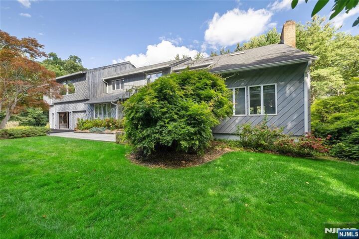 Property Photo:  22 Angela Court  NJ 07677 