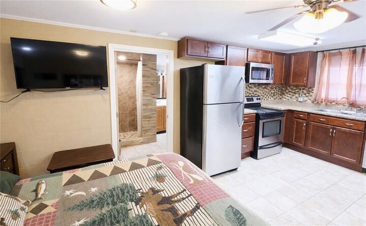Property Photo:  809 Epsilon Street  LA 70037 