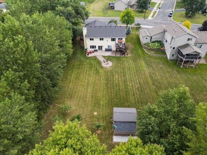Property Photo: 921 Aspen Lane MN 55363