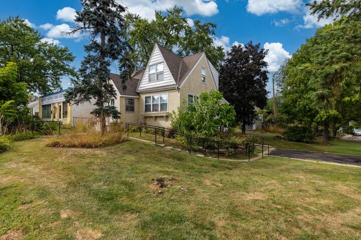 Property Photo:  6404 Minnetonka Boulevard  MN 55426 