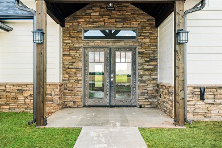 Property Photo: 451 County Road 26850 TX 75470
