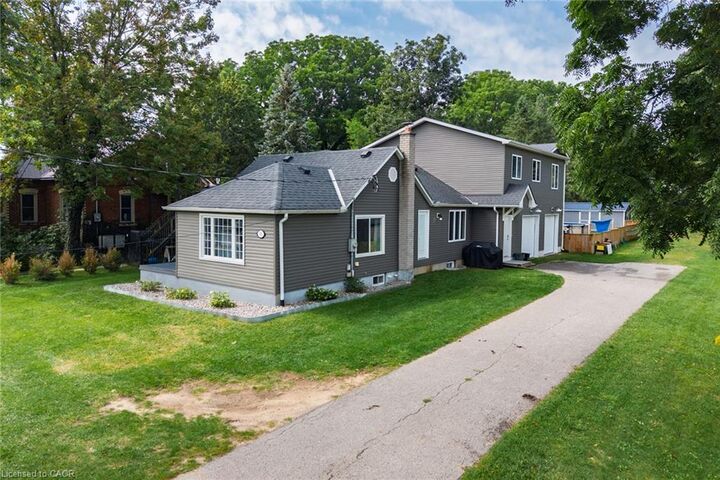 Photo de la propriété: 78 Oak Street ON N3Y 3J8