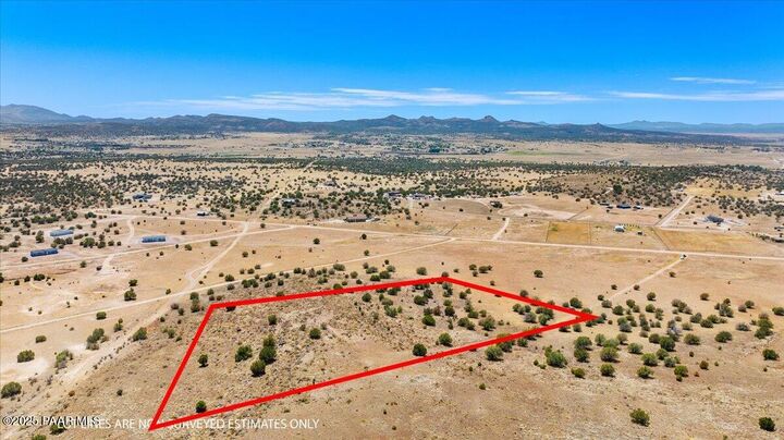 Property Photo:  1555 E Great Place  AZ 86334 
