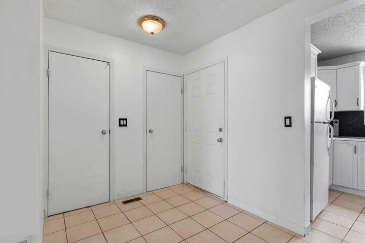 Property Photo:  1706 22 Avenue 5  AB T0M 0W0 