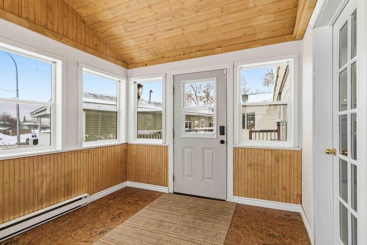 Property Photo:  101 Granite Street  AB T9H 4Y2 
