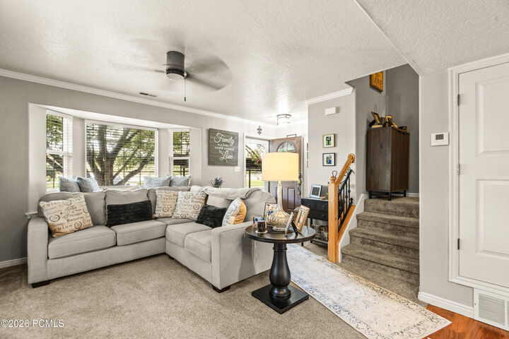 Property Photo:  886 N Hamlet Circle Circle  UT 84049 
