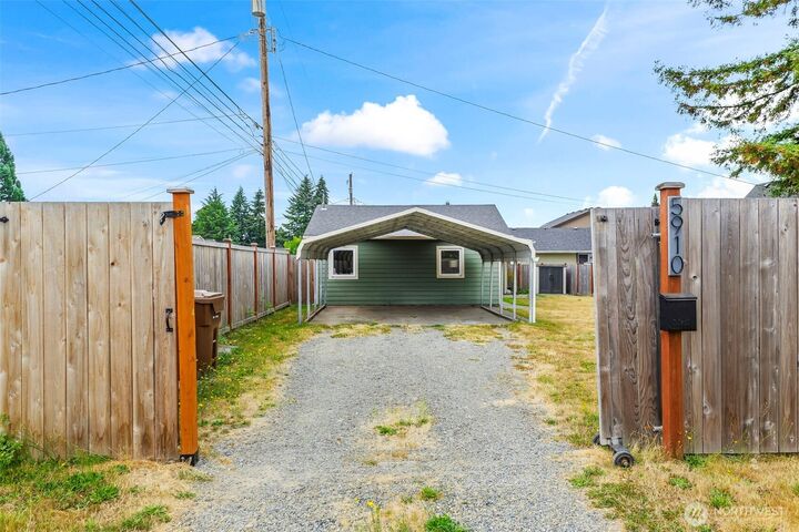 Property Photo:  5910 E J Street  WA 98404 