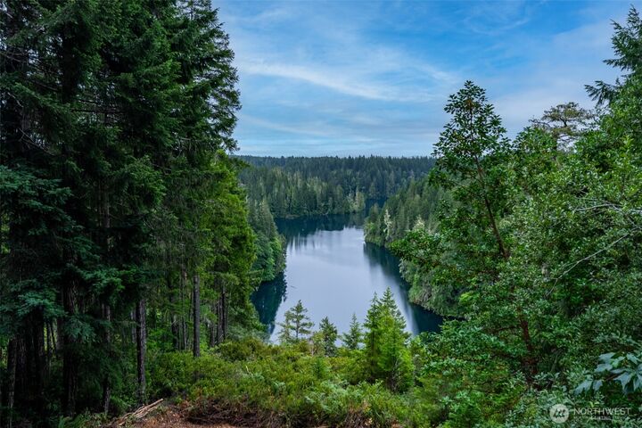 Property Photo: 40 N Beaver Place S WA 98548