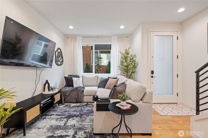 Property Photo:  9212  20th Avenue SW B  WA 98106 