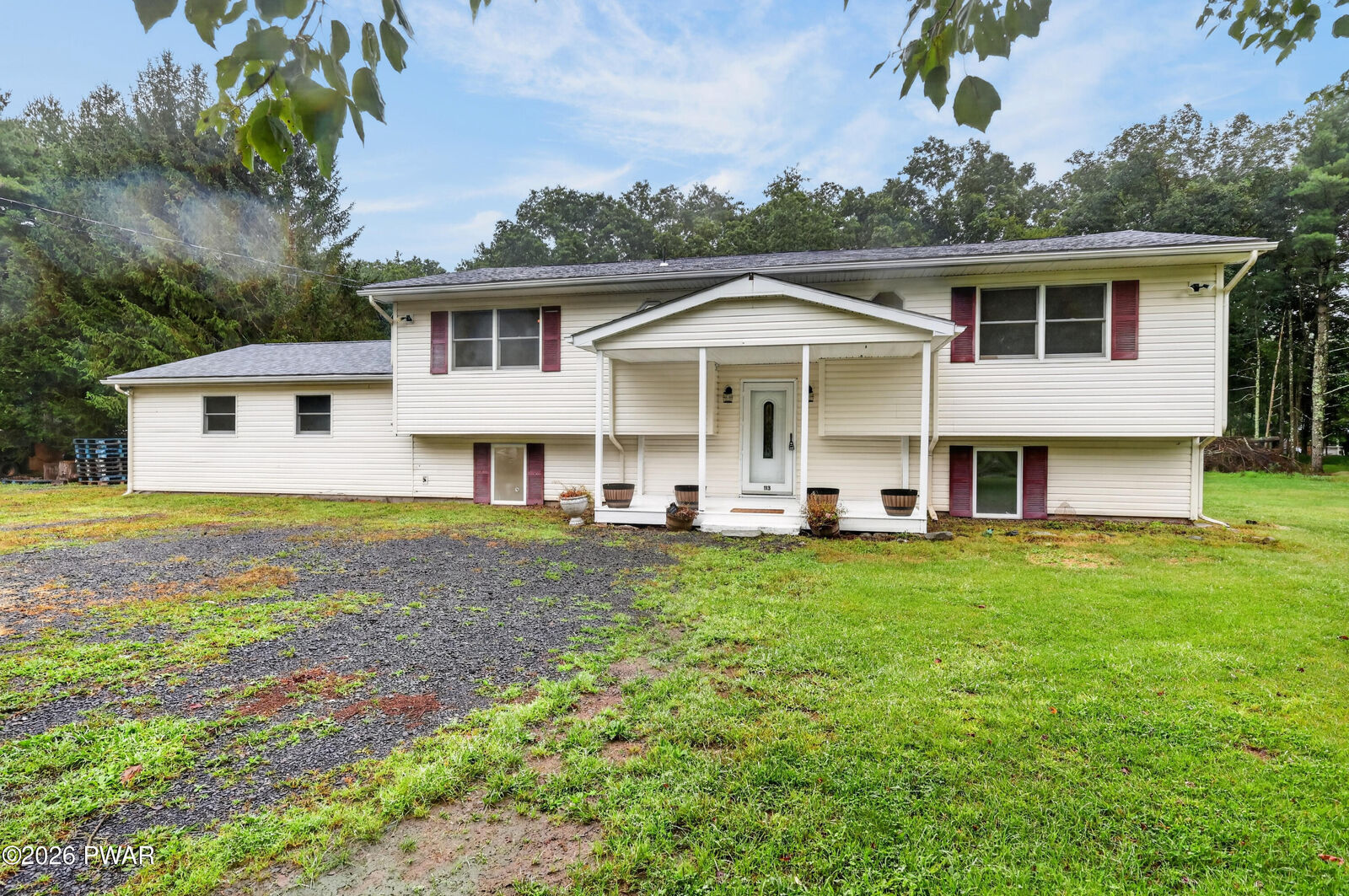 Property Photo:  113 Fisher Terrace  PA 18337 