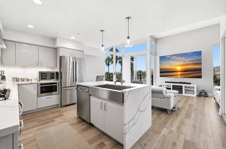 Property Photo:  3030 Jarvis Street 7  CA 92106 