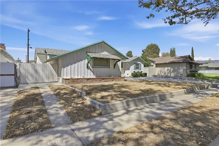 Property Photo:  4119 Belinda Street  CA 93063 