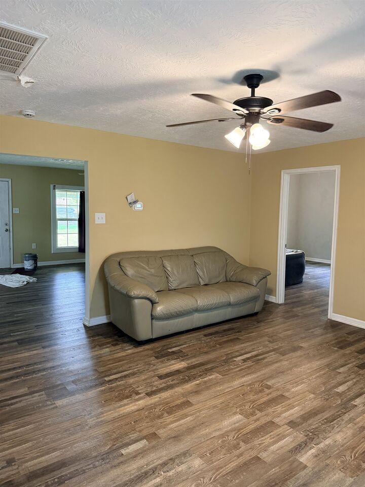 Property Photo:  2102 Crabtree  TX 77630 