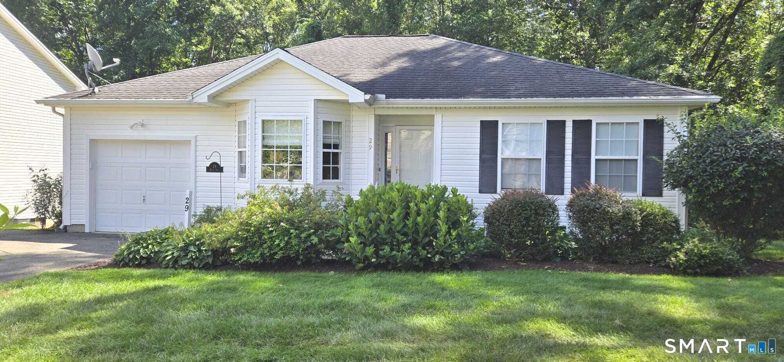 Property Photo: 29 Windy Hill Lane 29 CT 06067