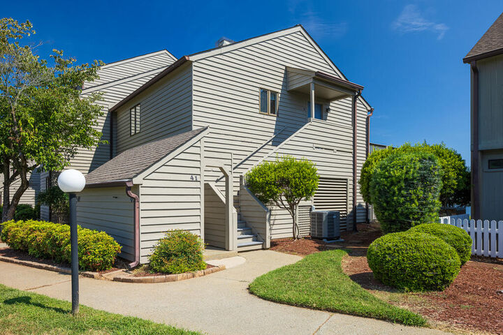 Property Photo: 41 The Moorings VA 23927