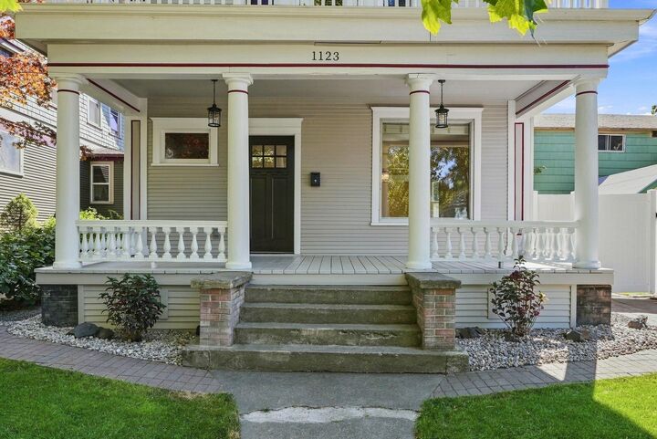 Property Photo:  1123 W Nora Ave  WA 99205 