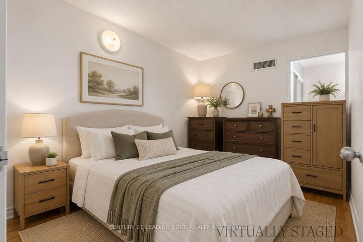 Property Photo:  2466 Eglinton Avenue E #804  ON M1K 5J8 
