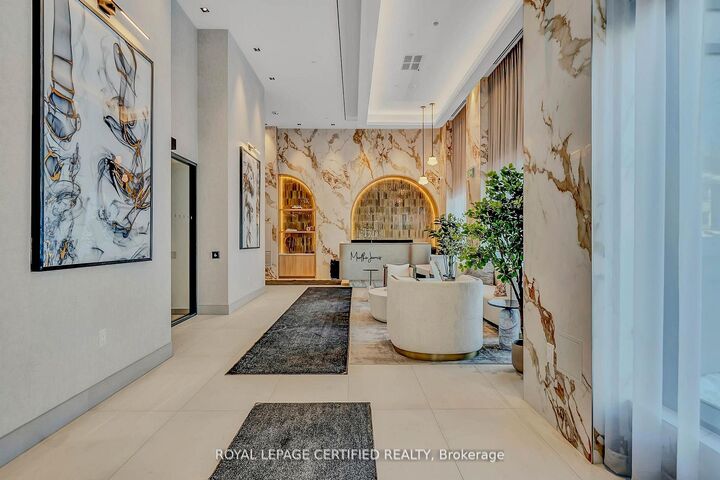 Property Photo:  2088 James Street 503  ON L7R 0H2 