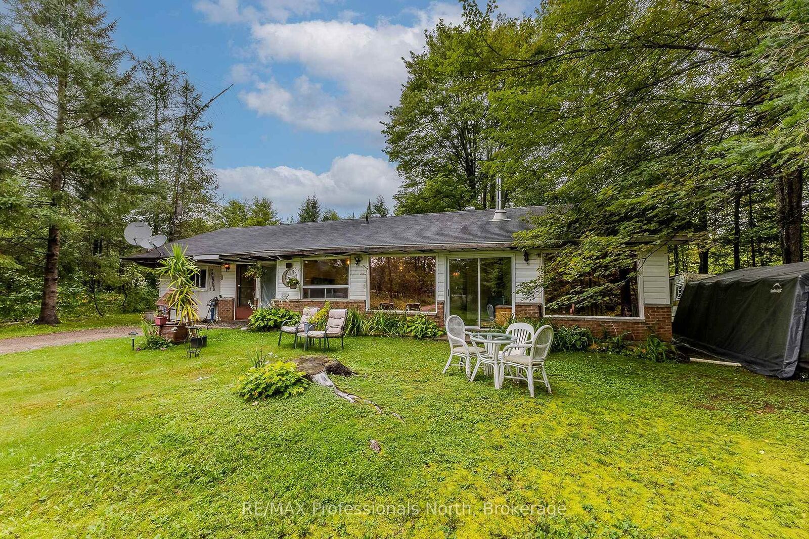 Property Photo:  3120 Gelert Road  ON K0M 2K0 