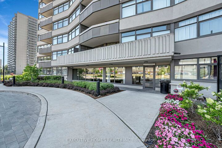 Property Photo:  3131 Bridletowne Circle 508  ON M1W 2S9 
