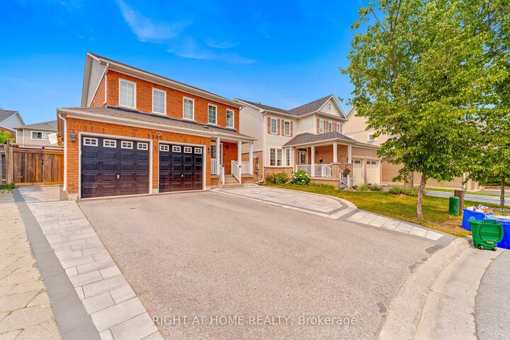 Property Photo:  1300 Ravencliffe Court  ON L1K 2Y3 