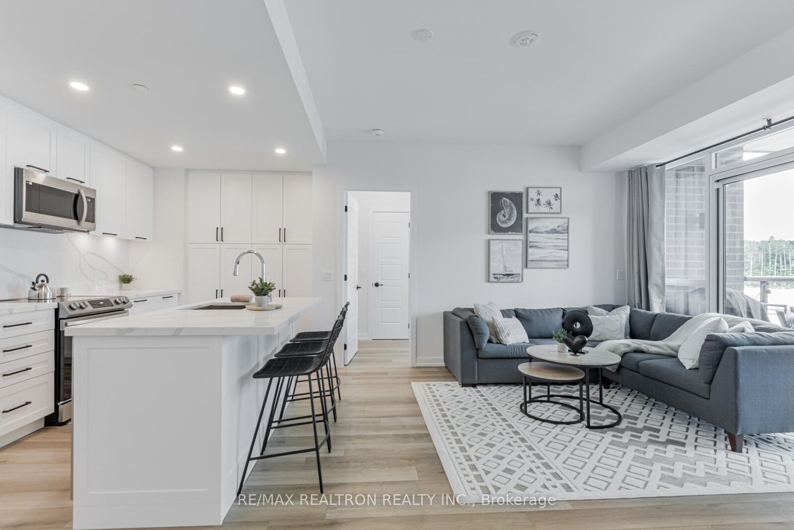 Property Photo:  415 Sea Ray Avenue 355  ON L9S 0R5 