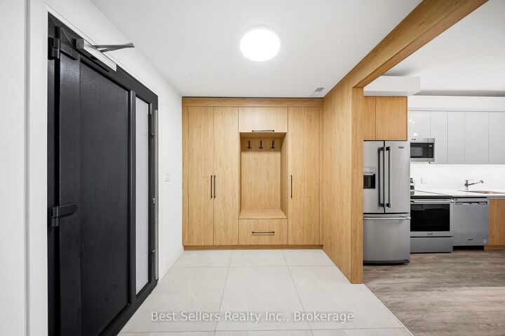 Property Photo: 9 Horizon Lane 2 ON P1H 1V5