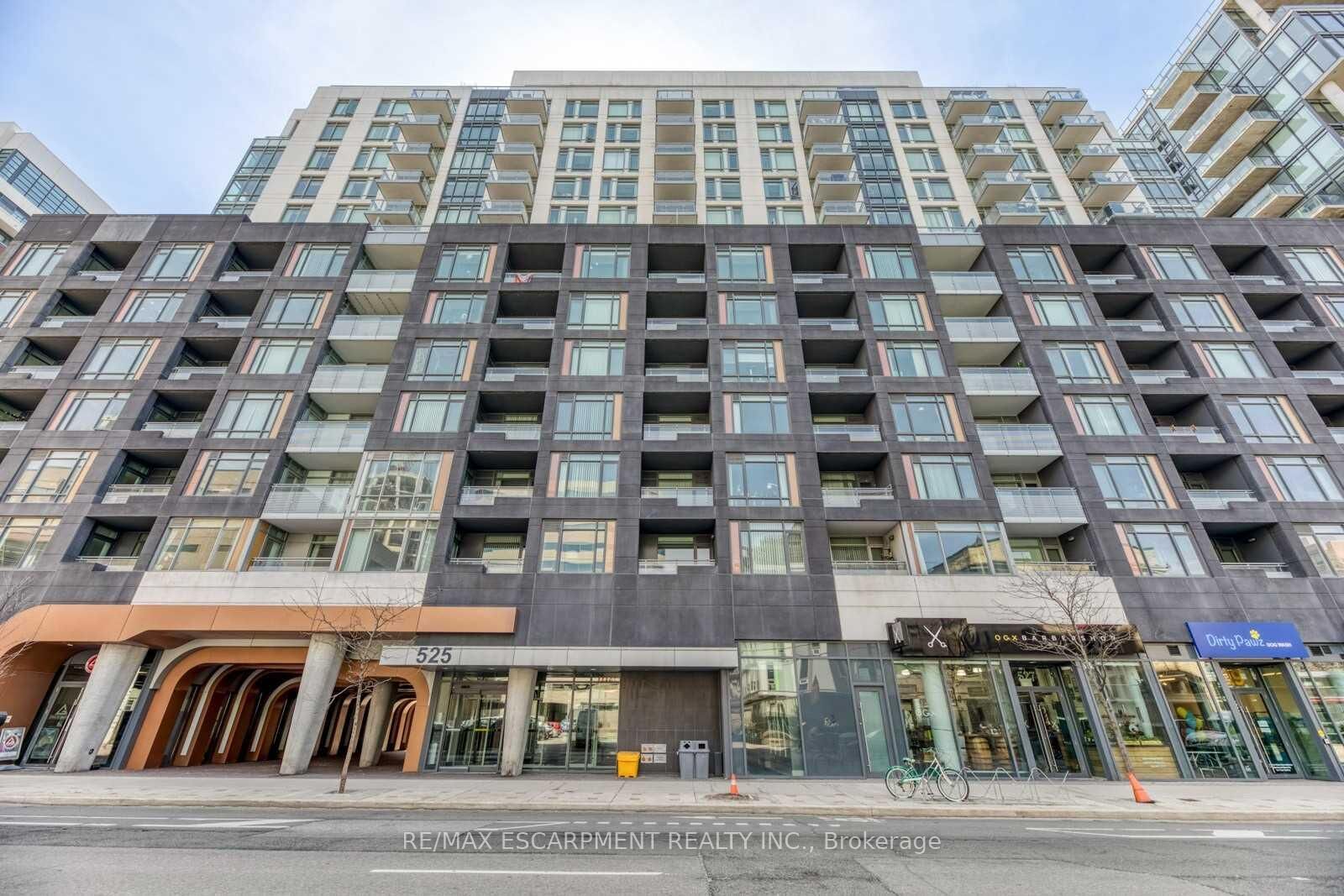 Property Photo: 525 Adelaide Street W Lph32 ON M5V 1T6