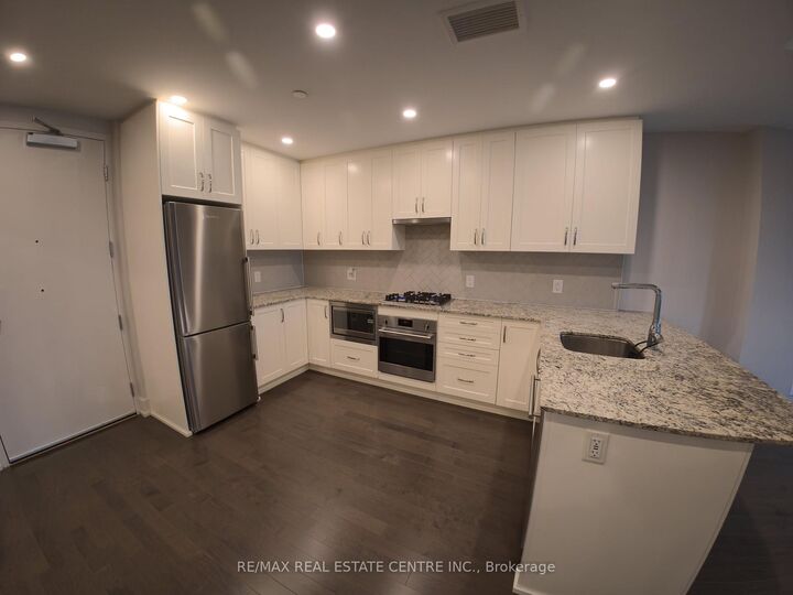 Property Photo:  60 Springhurst Avenue 405  ON K1S 5V8 