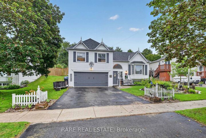 Property Photo:  42 Michael Street  ON L0M 1B5 