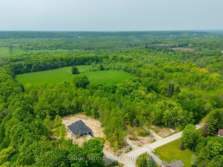 Property Photo:  130 Maple Ridge Road  ON N4K 5N4 