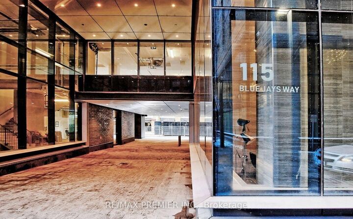 Property Photo: 115 Blue Jays Way 4115 ON M5V 0N4
