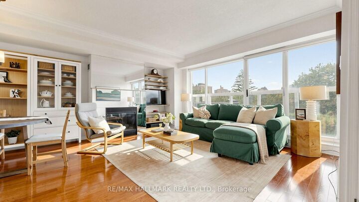 Property Photo:  1818 Bayview Avenue 312  ON M4G 4G6 