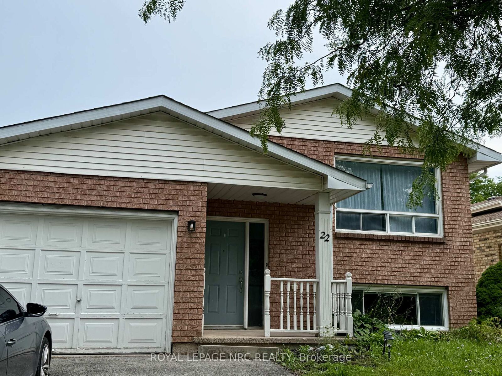 Property Photo:  22 Ravine Road  ON L2P 3A7 