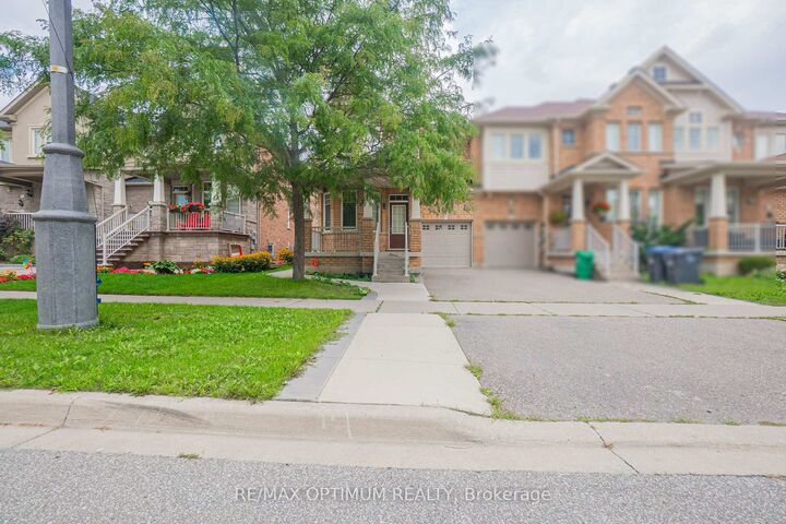 Property Photo:  23 Merrickville Way  ON L6Y 0V5 