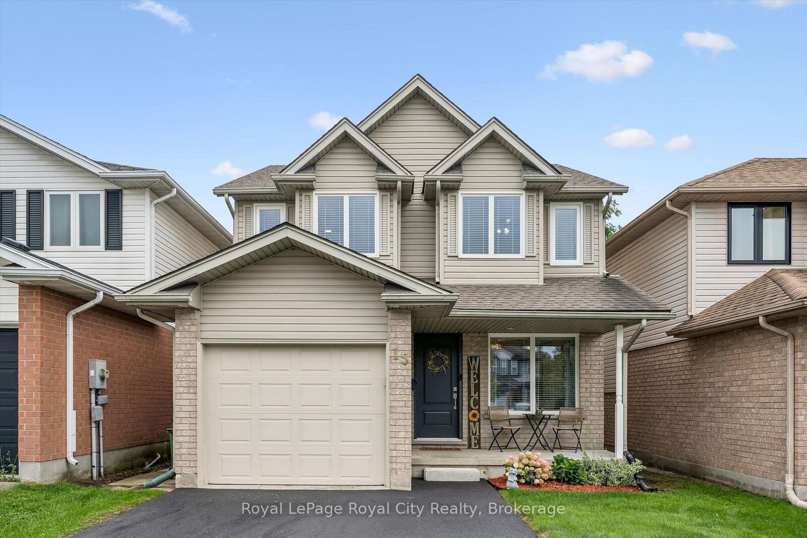 Property Photo:  15 Trailbrook Lane  ON N1E 7B6 