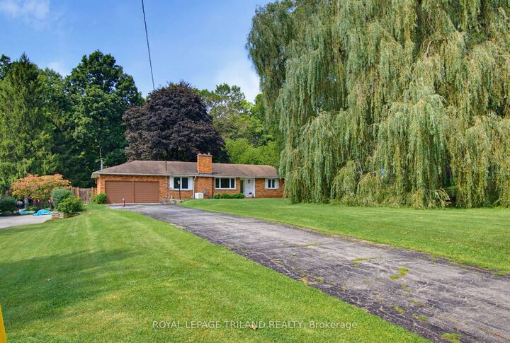 Property Photo: 6267 Sunset Road ON N0L 2L0