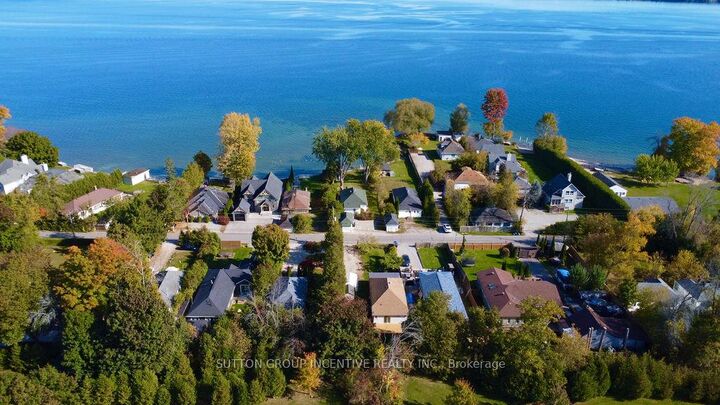 Property Photo:  1556 Houston Avenue  ON L9S 4M7 