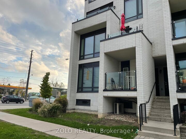 Property Photo:  130 Widdicombe Hill Boulevard 418  ON M9R 0A9 