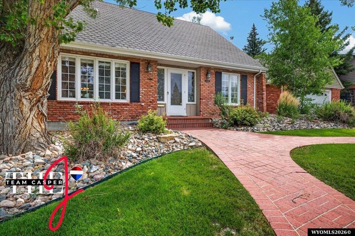 Property Photo:  1545 S David St  WY 82601 