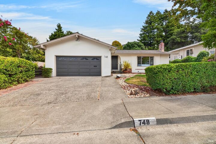 Property Photo: 748 Paula Lane CA 94952