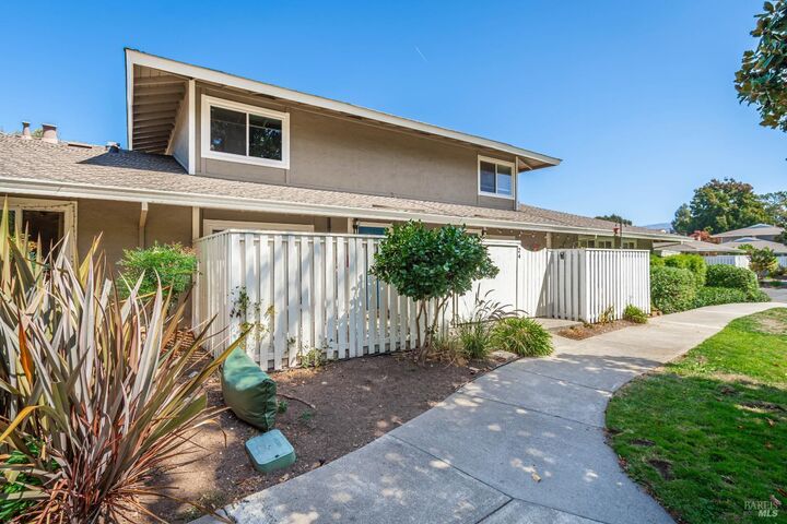 Property Photo: 25 Belvedere Court CA 94559