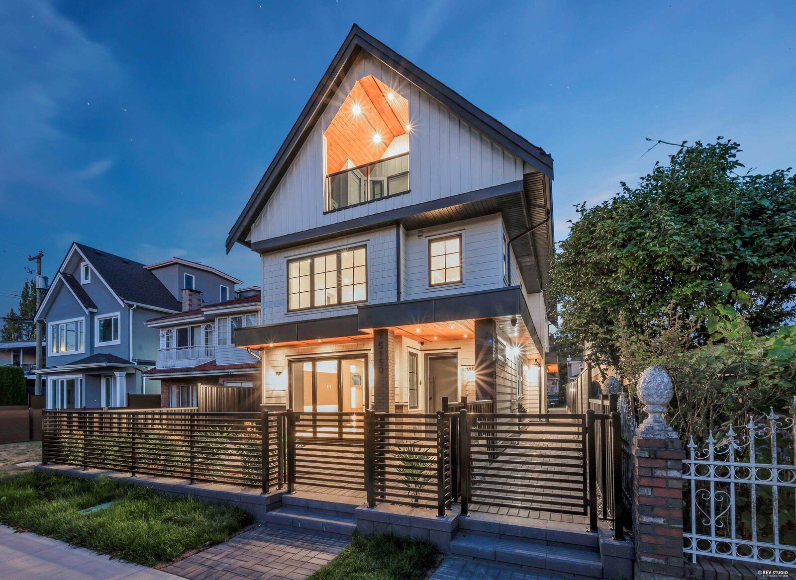 Property Photo: 5150 Spencer Street 1 BC V5R 4A3