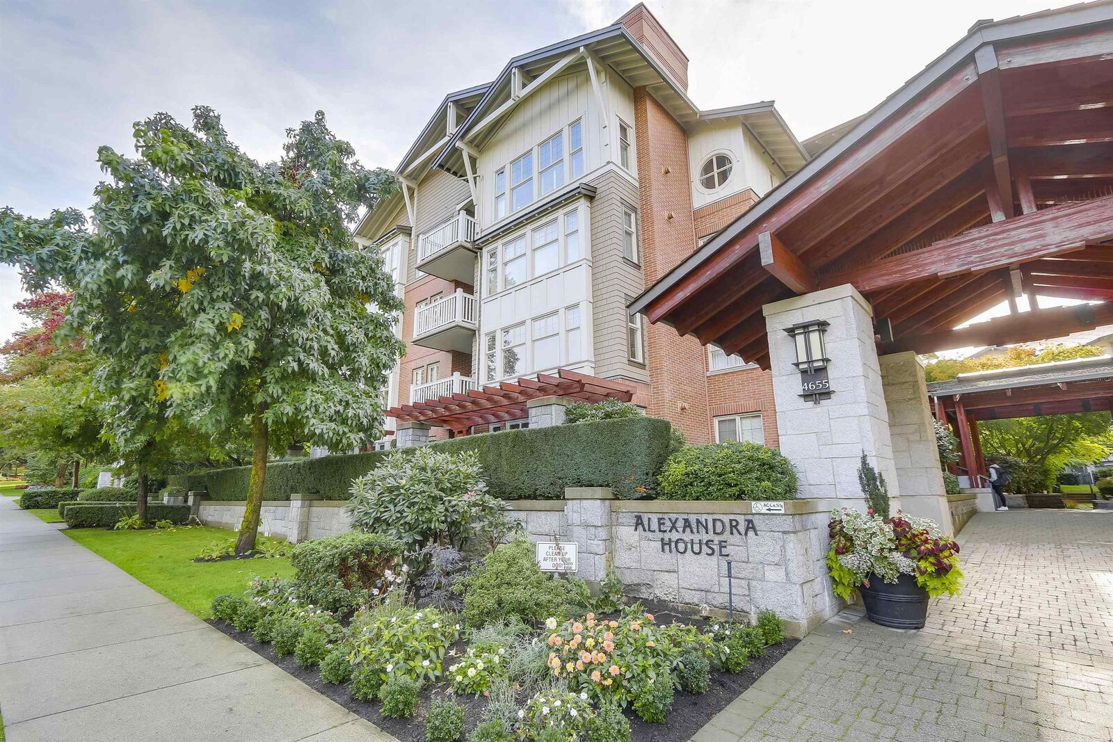 Property Photo:  4655 Valley Drive 1416  BC V6J 5L6 