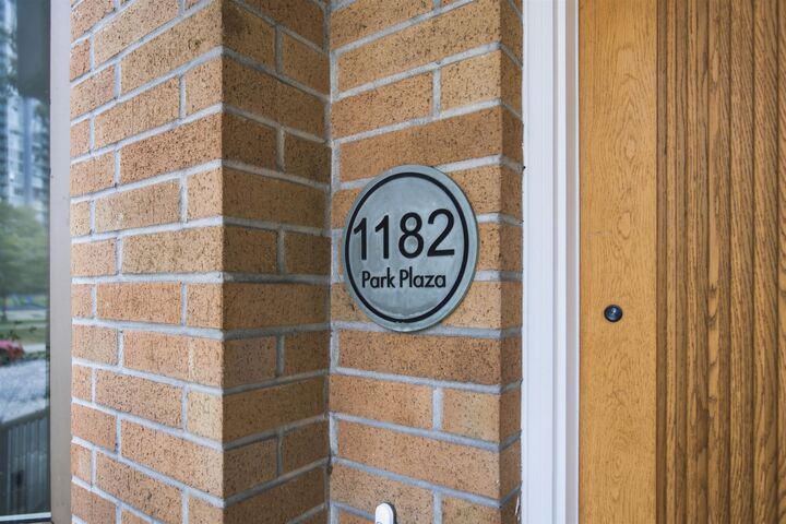 Property Photo:  1182 Richards Street  BC V6B 3E6 