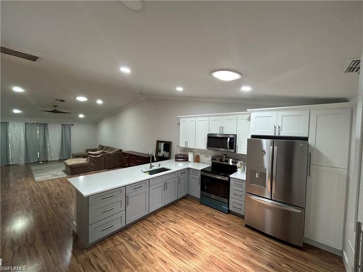 Property Photo:  17745 Grande Bayou Ct  FL 33908 
