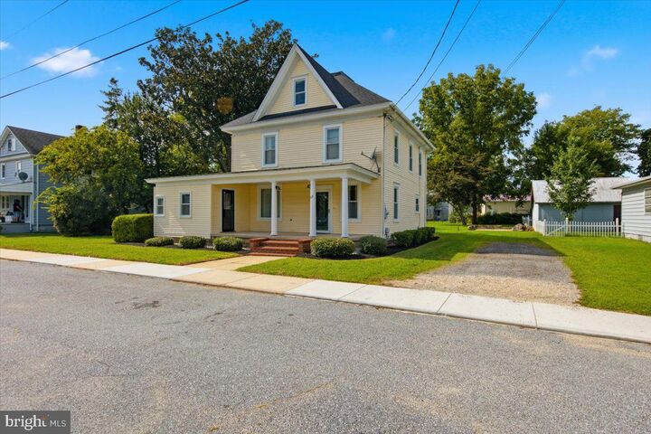 Property Photo:  105 Noble Avenue  MD 21655 